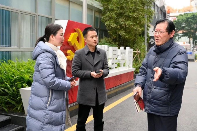 深入社區，傾聽民聲 成都市人大代表龔曉鷗開展“幸福美好生活十大工程”宣講 第5張